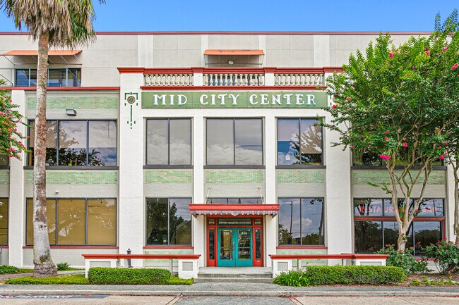 320 N Carrollton Ave Unit 305
