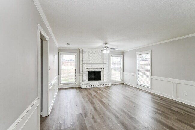 Photo - 7069 Cutter Mill Rd