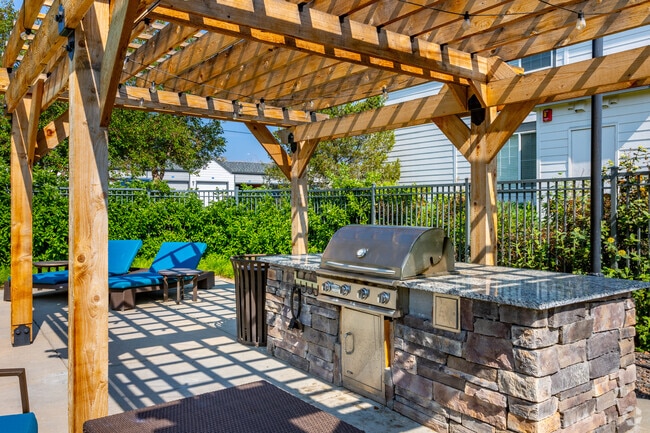 Outdoor Kitchen