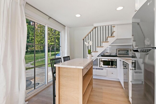 Photo - 3 N Walworth Ave