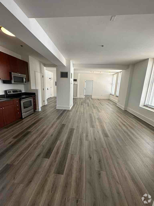 Building Photo - 123 S Figueroa St Unit 810 S flower st Rental