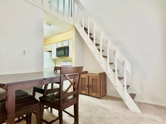 Photo - Lofted 2x1 in West Campus @ Poplar St. Unit 308