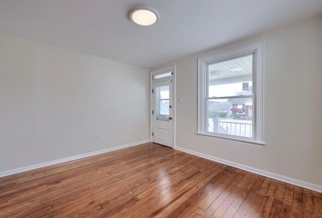 Photo - 1202 Baltimore St