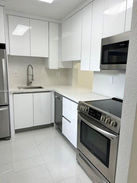 Building Photo - 505 NW 177th St Unit 139
