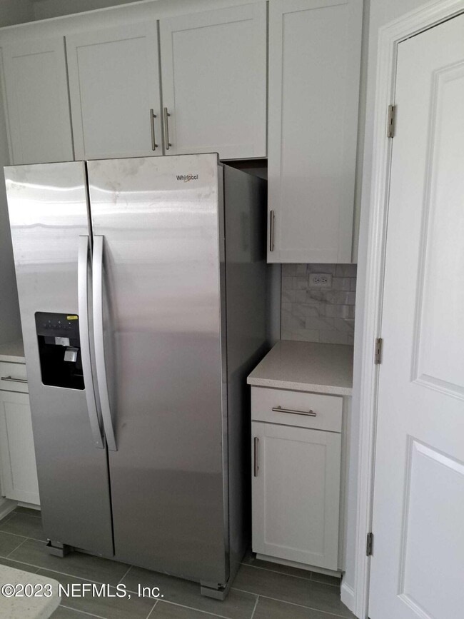 Photo - 318 Brandon Lks Dr