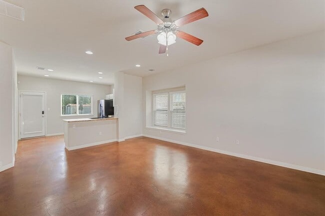 Photo - 4609 Esper Ln