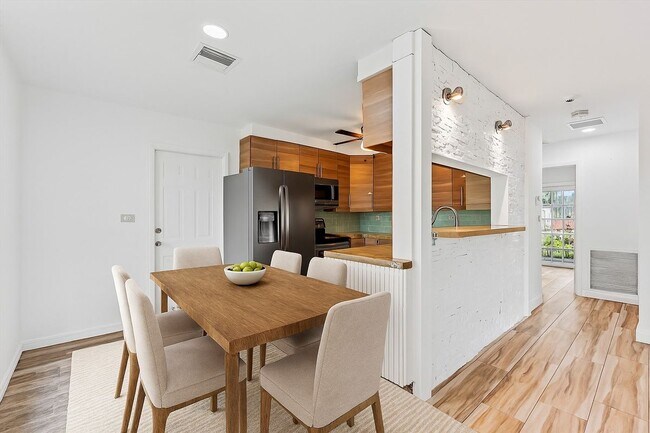 Photo - 6073 NW 27th St