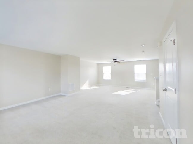 Photo - 123 Harper Ln