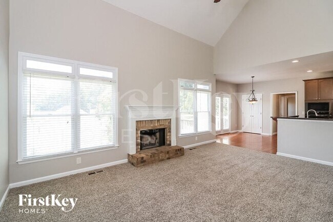 Photo - 166 Crestview Dr