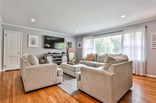 Photo - 1422 Lively Ridge Rd NE