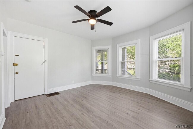 Photo - 80 Anderson Pl