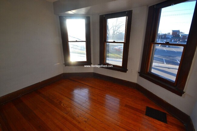 Photo - 207 Park Ave Unit 2nd Floor