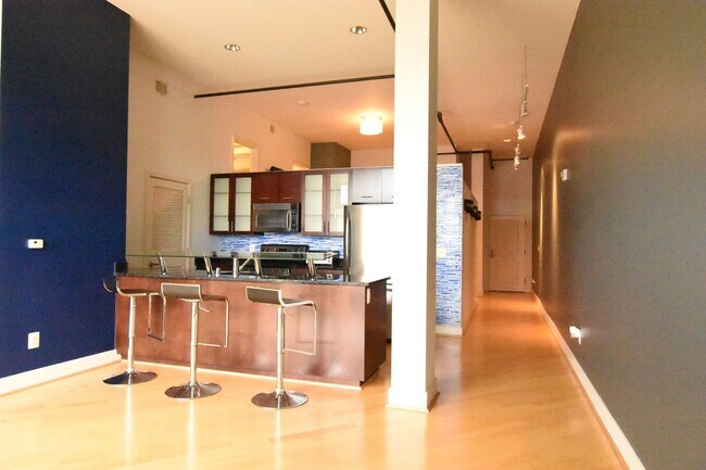 Photo - Unbeatable location, Contemporary 1 BD 1.5 BA Condo in Adams Morgan with PARKING!!