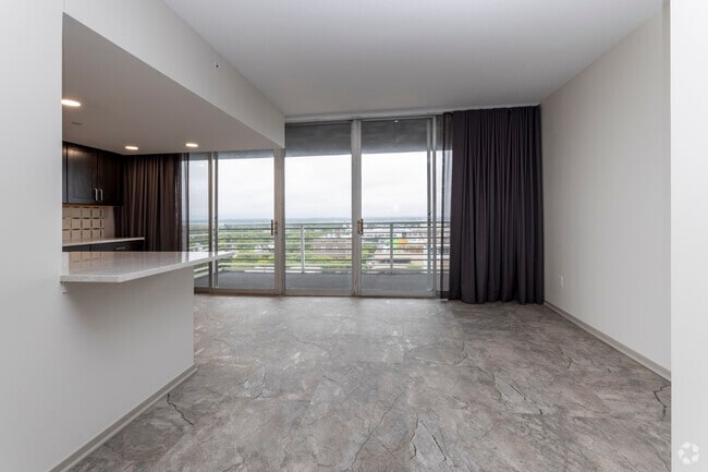 3BR, 3BA - Aaron