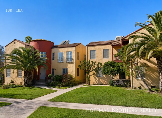 1177 N Ardmore Ave Unidad 5