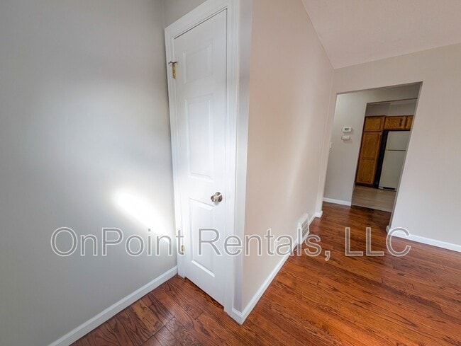 Photo - 34224 Stellwagen St