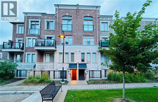 Photo - 2355 Sheppard Ave W