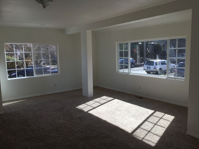 Photo - BOISE CONTEMPORARY BUNGALOW