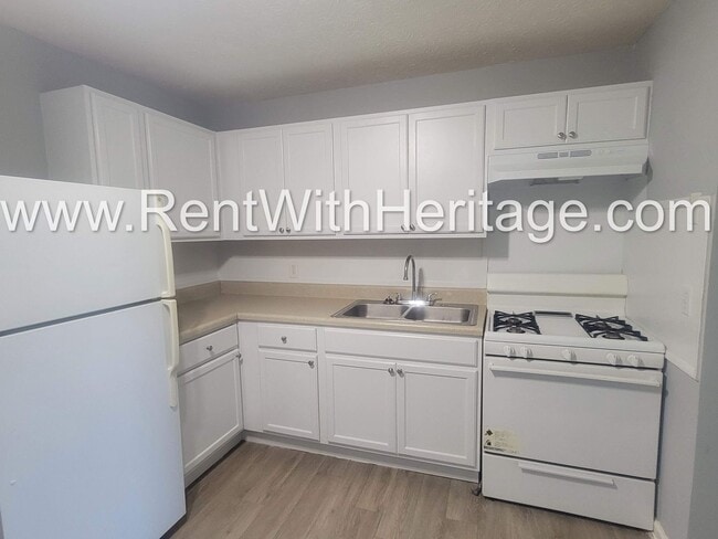 Photo - GORGEOUS BRICK RANCH / DUPLEX WITH UPGRADES GALLORE/ GREAT LOCATION