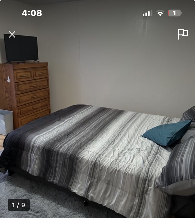 Photo - 545 Montego Dr SE