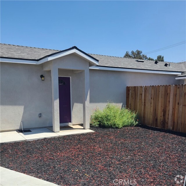 Building Photo - 12865 Perris Blvd Rental