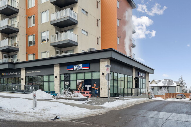 Photo - 71 Shawnee Cmn SW Unit 211