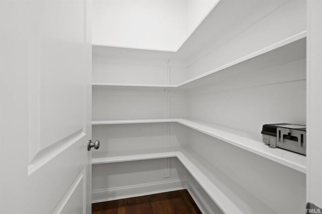 Photo - 2917 Early Planting Ave