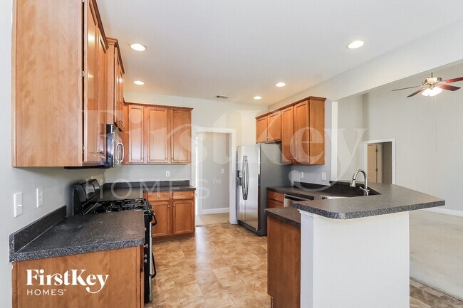 Photo - 52 Sweetwater Bridge Cir