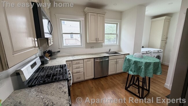 Photo - 41-43 Jaques St Unit #1 Unidad #1