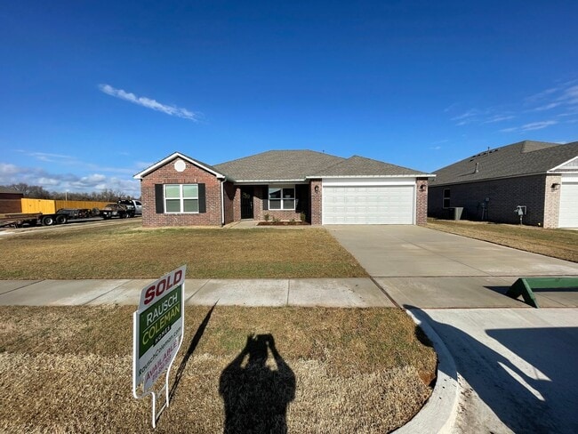 Photo - *Pre-leasing* Four Bedroom | Two Bath Home in Bixby