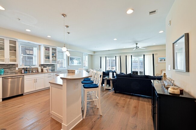Photo - 210 N Madison Ave Unit 1