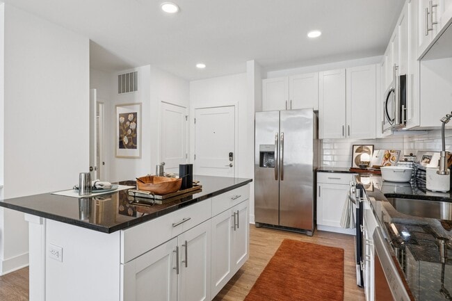 Photo - Contrast OTR