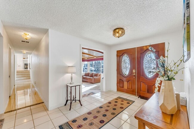 Photo - FULLY FURNISHED Home in the Mountains