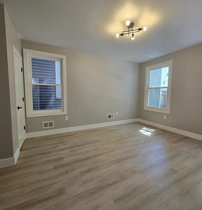 Photo - 207 Virginia Ave Unit 2