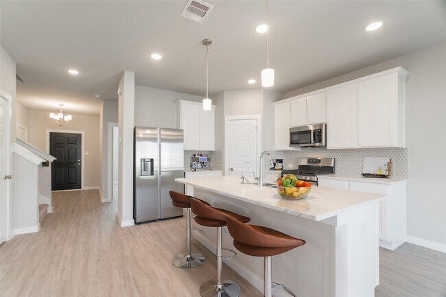 Photo - 21710 Prickly Caterpillar Ct