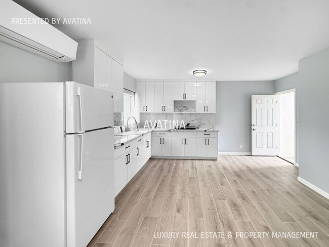 Photo - 811 20th Ave