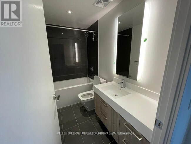 Photo - 1 Yorkville Ave Unité 4506