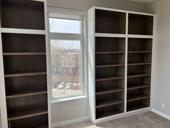 Photo - Gorgeous 2 Bedroom Penthouse