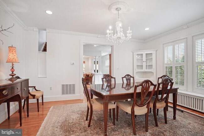 Photo - 2924 Newark St NW