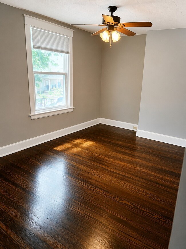 Photo - 206 Oak St Unit 2