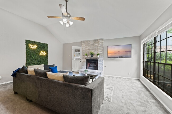 Photo - 9131 Big Bethel Dr
