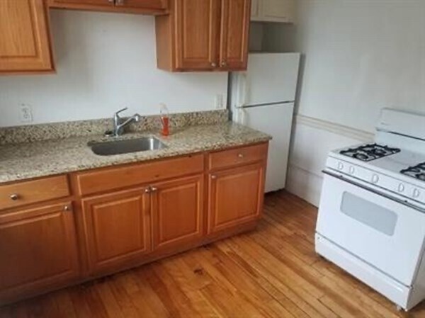 Photo - 2 Hancock St