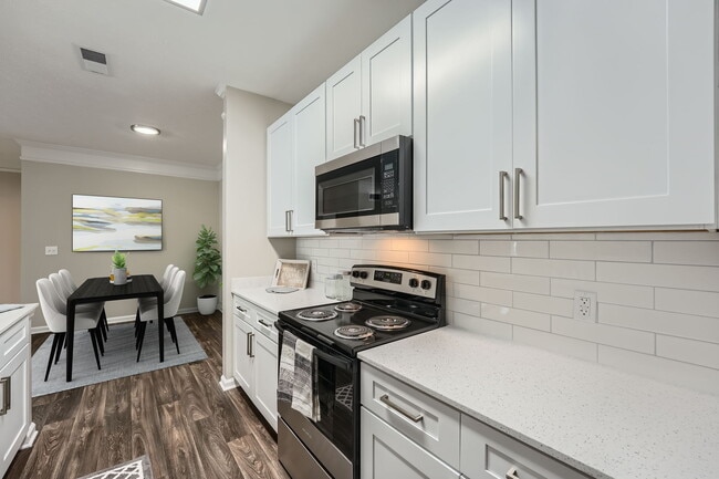 Photo - Charlestowne