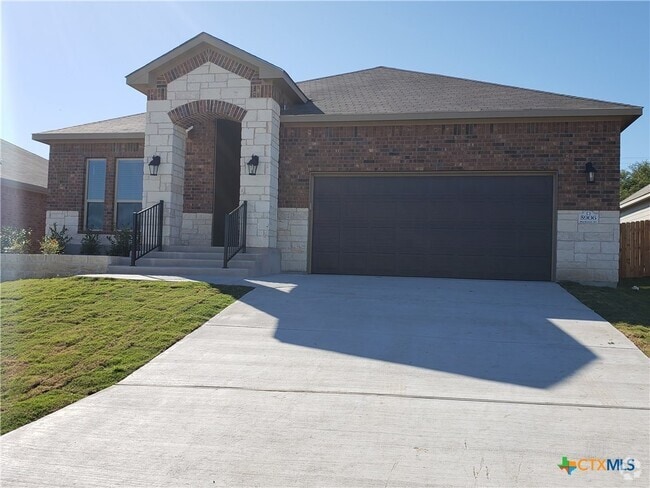 Building Photo - 5906 Blackstone Dr Rental