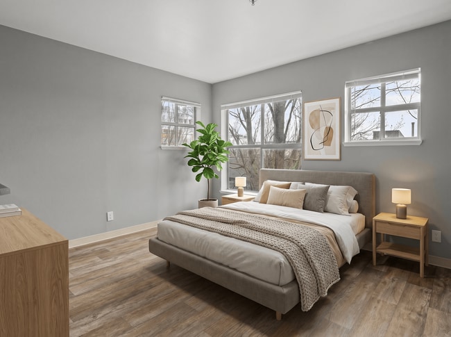Photo - Ellis Court Apartments