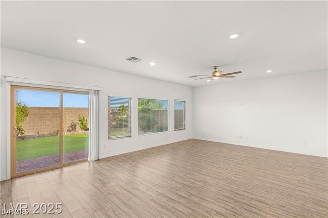 Photo - 8326 Monroe Bay St