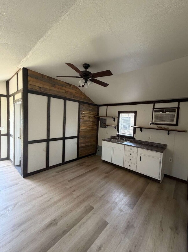 Photo - Charming 1-Bedroom Home with Modern Amenities in Marshall, TX!