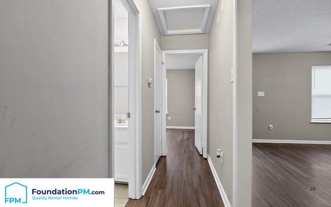 Photo - 2499 Durham Ave