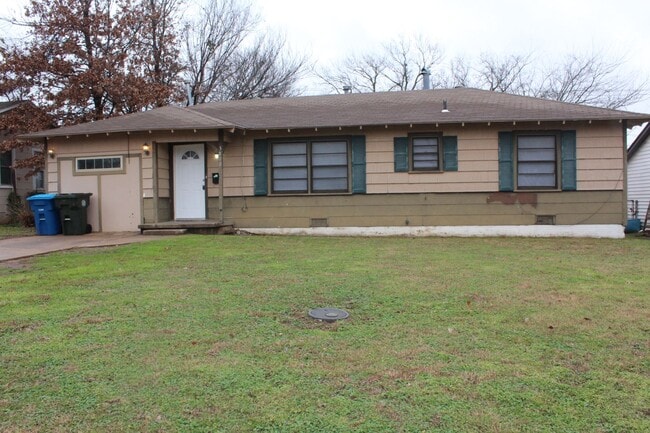 Building Photo - 3-4 Bedrooms! REBATE $300 off 1st Mo. Rent!!! Rental