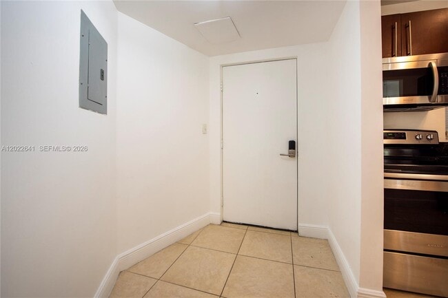 Photo - 4147 Stirling Rd Unit 105